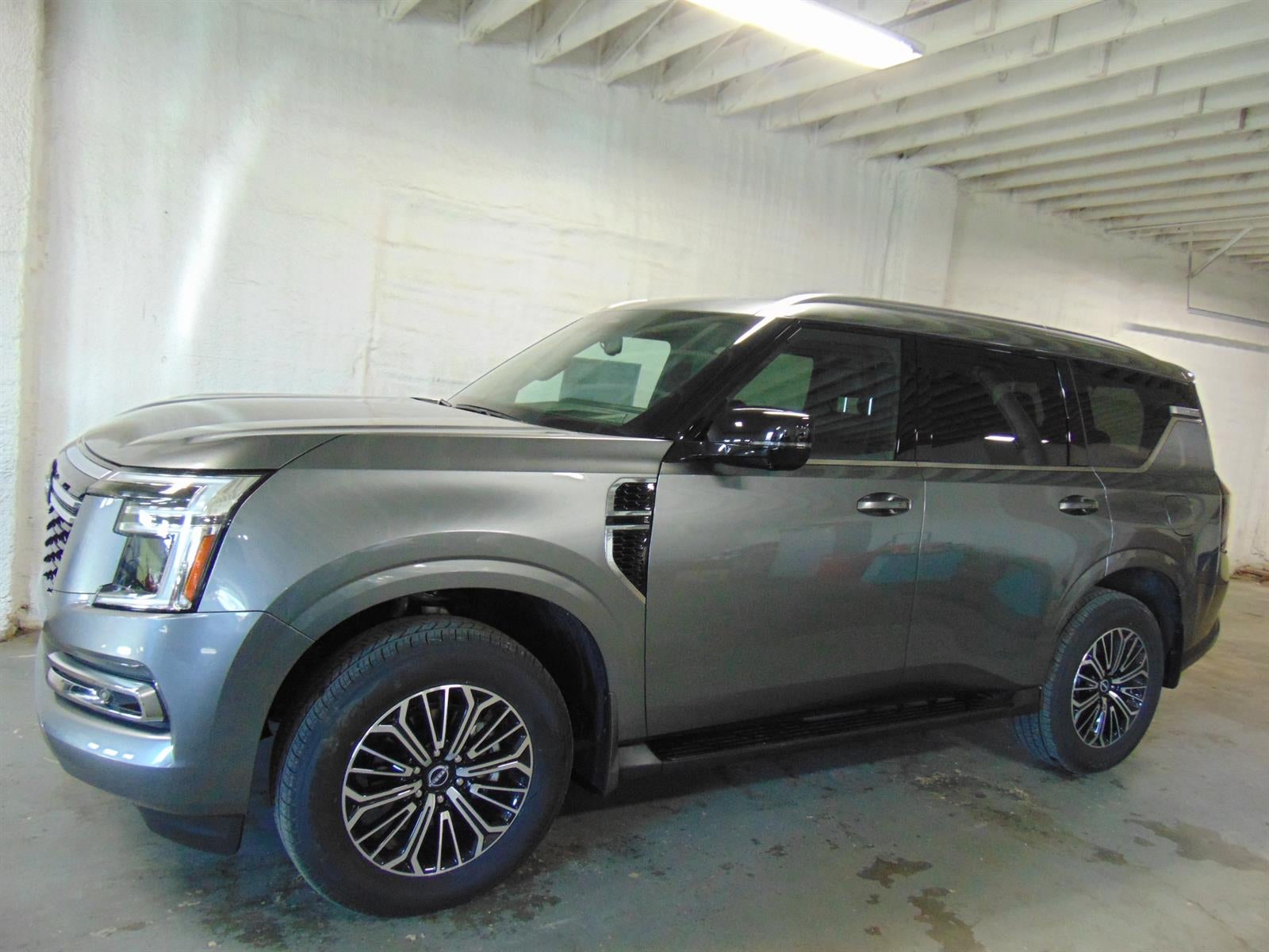 2026 Nissan Armada — side profile view